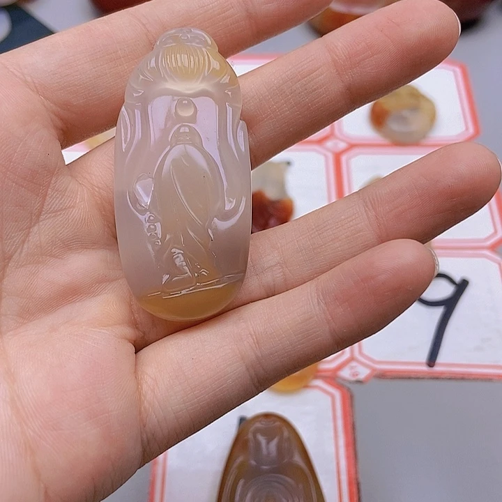 【闪购商品】玛瑙/玉髓未镶嵌珠宝半成品然**物
