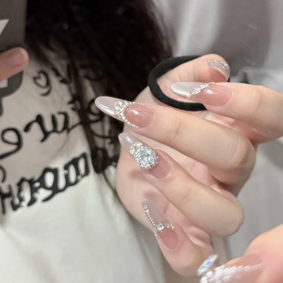 【锆石玫瑰】——饼干手工穿戴甲