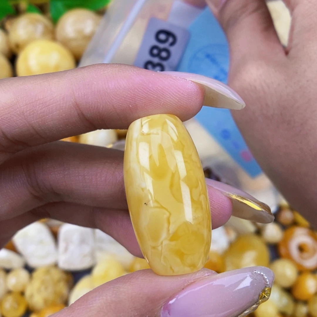 琥珀未镶嵌珠宝奇石16×30.5 粉