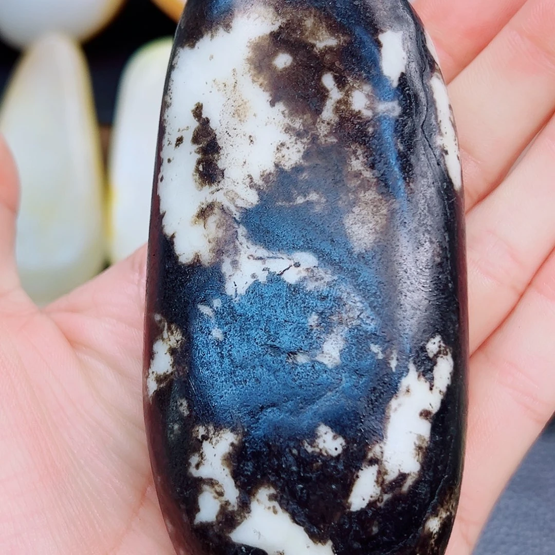 冬***暖和田玉未镶嵌挂件