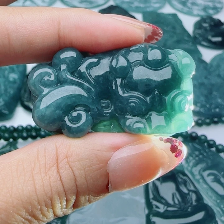 翡翠未镶嵌颈饰多样性发货天然A货翡翠