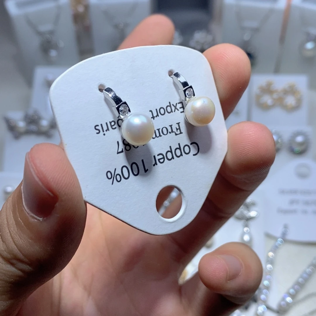 淡水珍珠未镶嵌耳饰