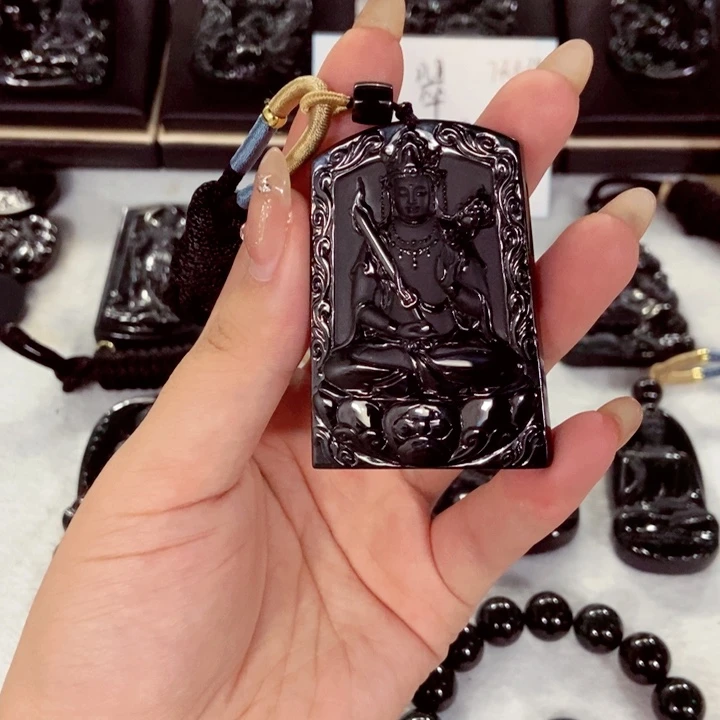 永***待翡翠未镶嵌颈饰翡翠