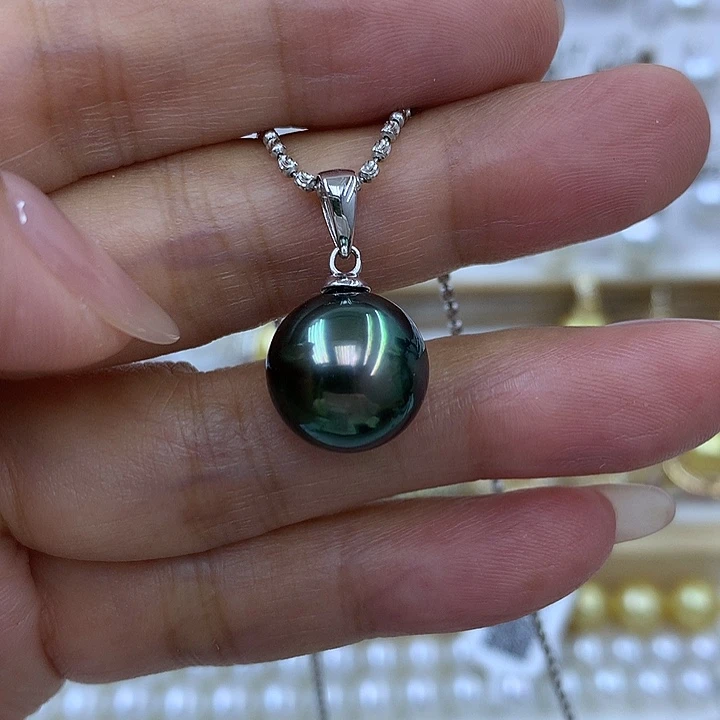 18K金镶嵌海水珍珠吊坠(不含链)孔雀绿