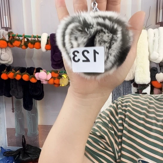 兔皮熊猫色小挂件兔毛