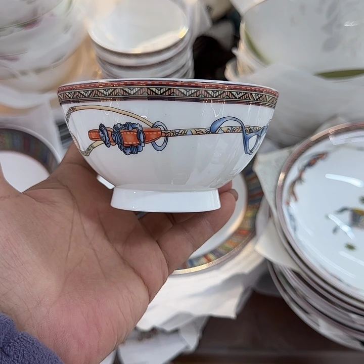 45%以上骨粉骨瓷马四点五寸丰登碗十个特价