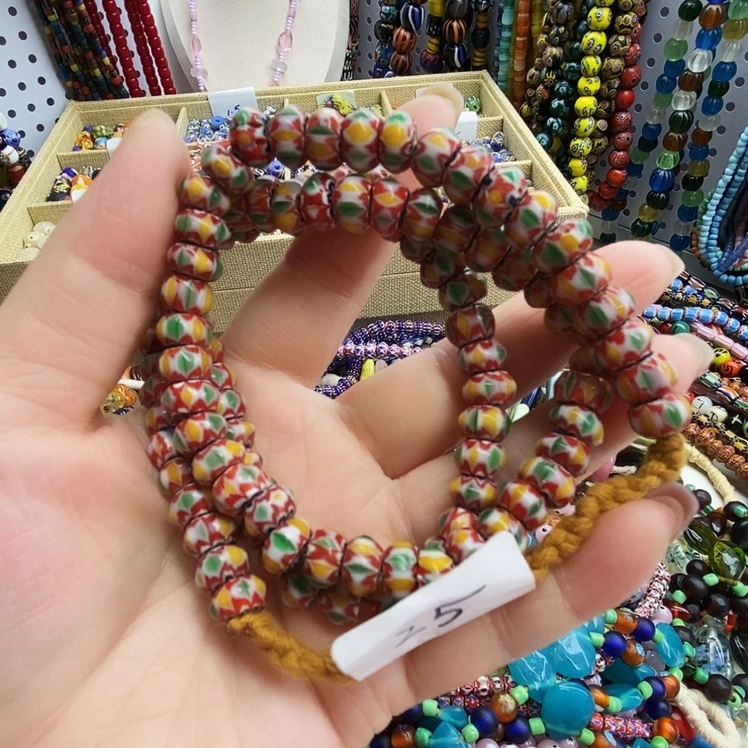 琉璃颈饰雪弗莱卡9左右，045