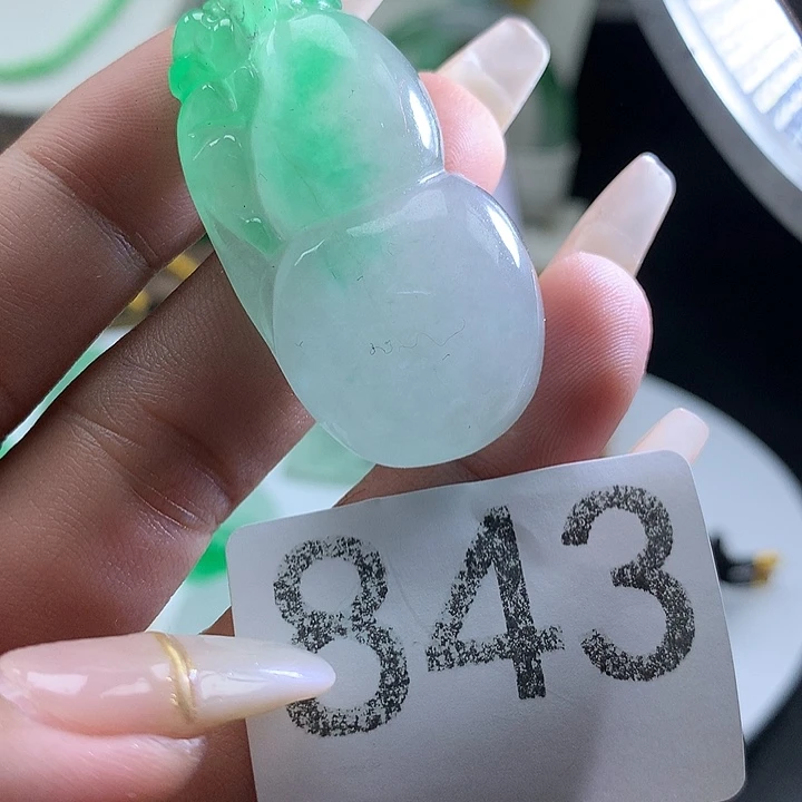 翡翠未镶嵌吊坠(不含链)翡翠