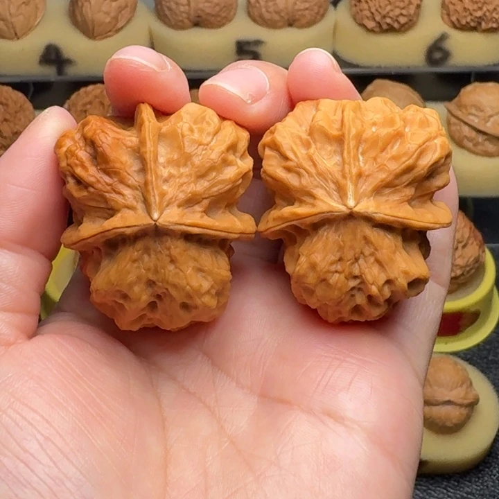 文玩核桃把件25号车