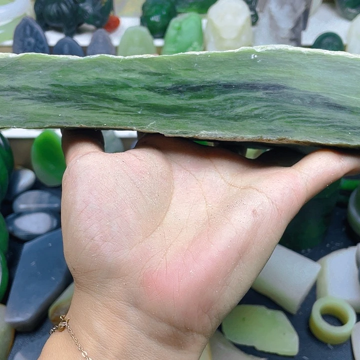 和田玉未镶嵌珠宝半成品