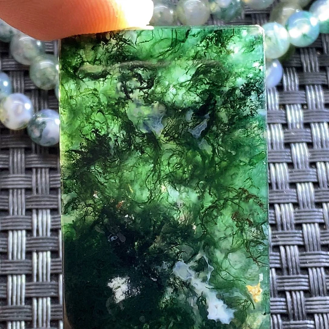 未镶嵌颈饰玛瑙/玉髓我**聊