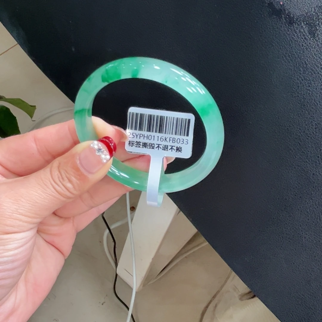 石英质玉手镯未镶嵌芒****巴➕小玥52