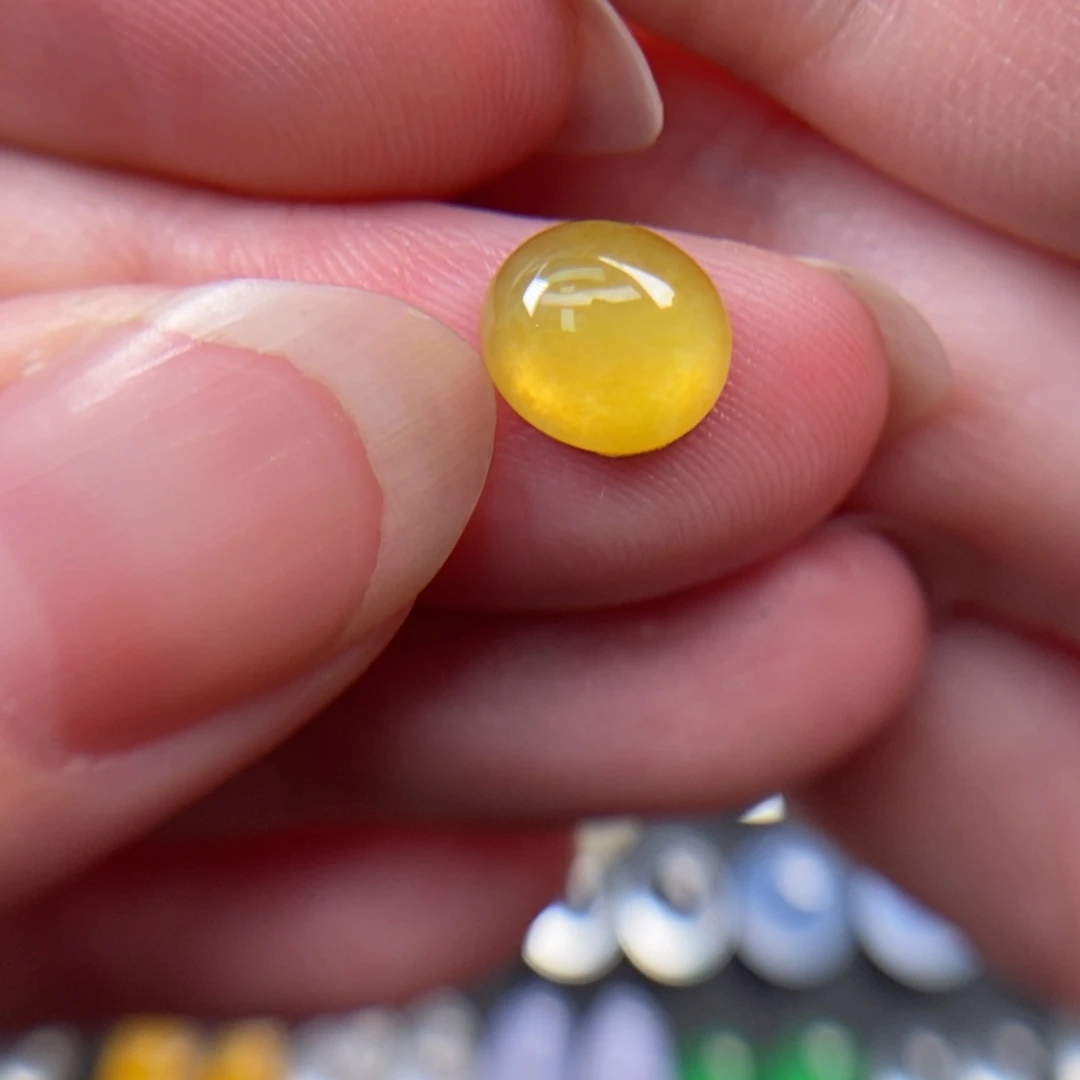 定制翡翠未镶嵌翡翠