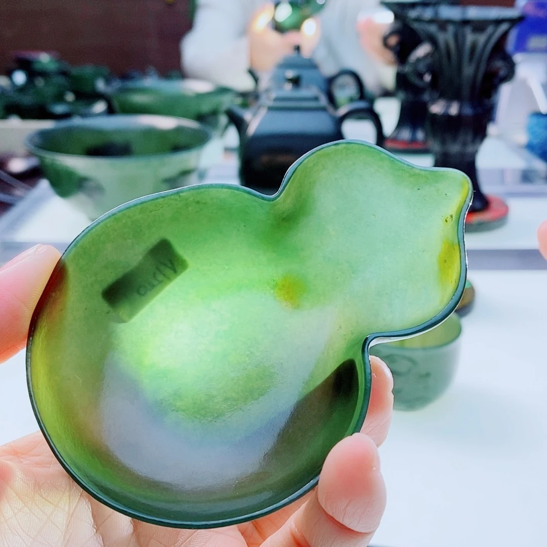 未镶嵌和田玉把件微瑕