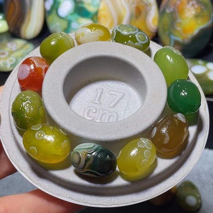 玛瑙/玉髓未镶嵌珠宝奇石