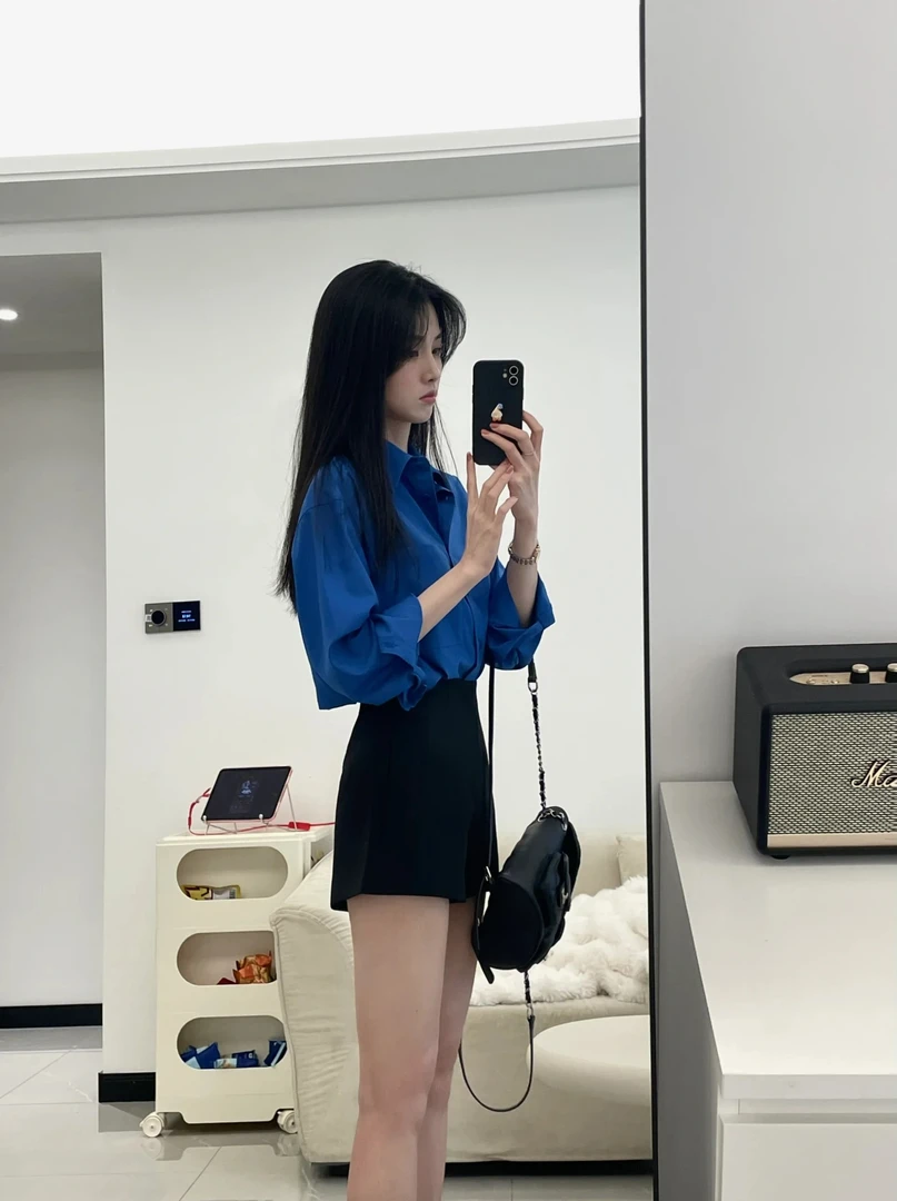 【蓝色大海的传说】夏季气质韩系蓝色衬衫黑色辣妹短裤两件套穿搭
