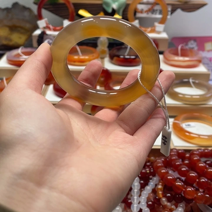 玛瑙/玉髓未镶嵌手镯