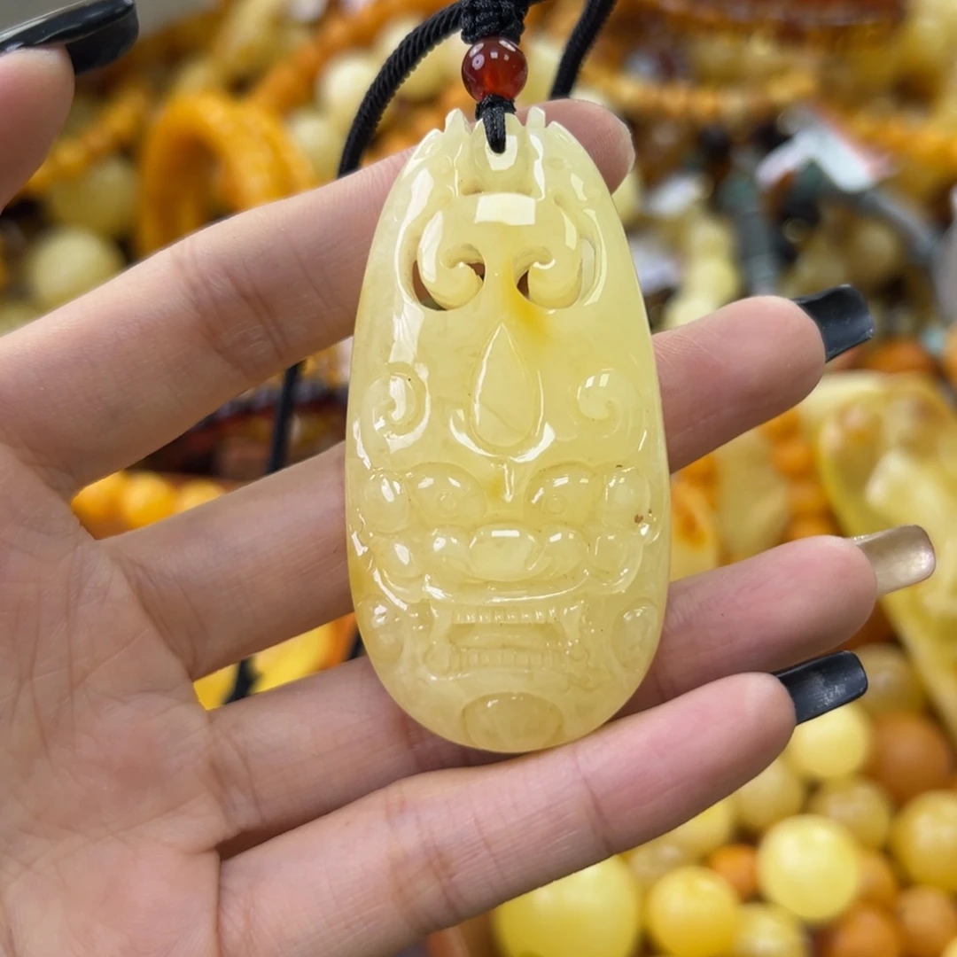 琥珀珠宝奇石未镶嵌