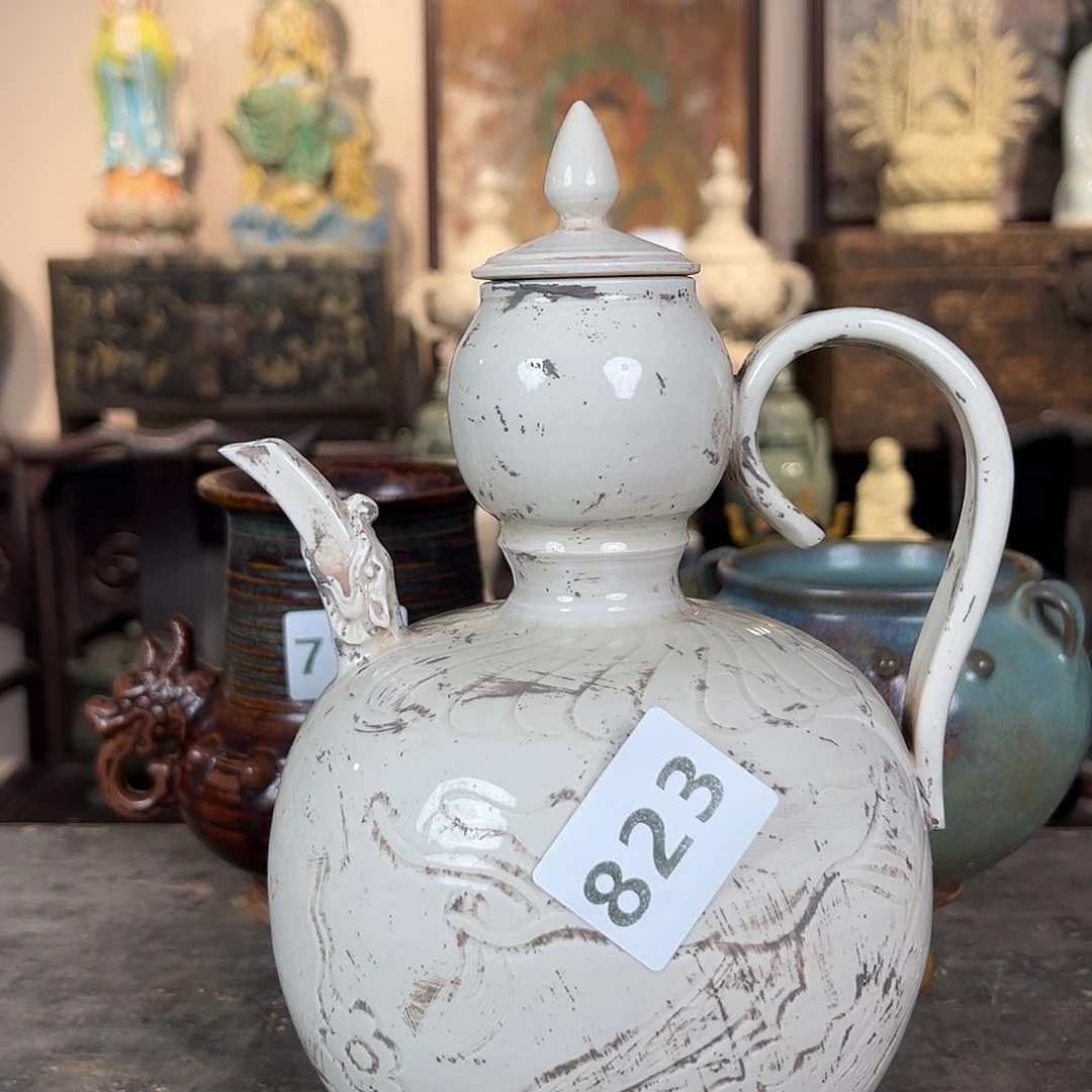 瓷片摆期间摆件摆期间