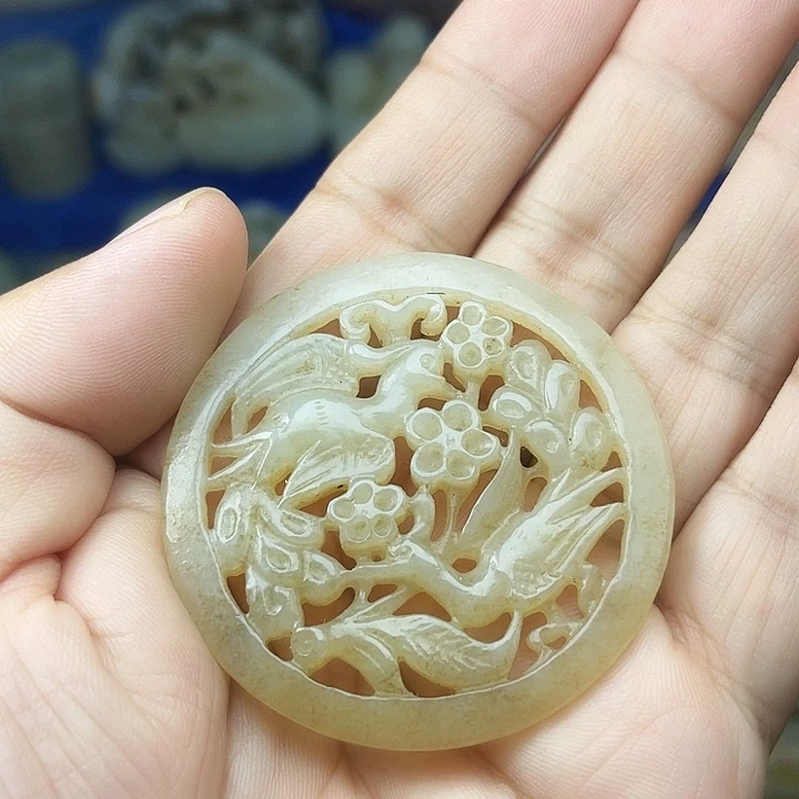 和田玉（青白玉）未镶嵌颈饰