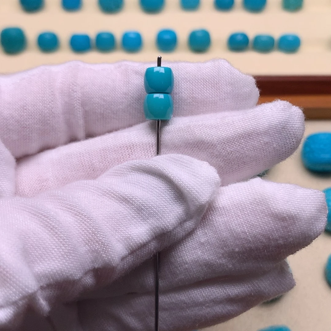 绿松石未镶嵌天然原矿绿松石直切6.4