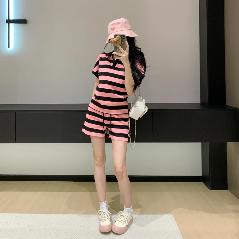 洋气减龄粉色条纹休闲运动套装女夏网红宽松显瘦短袖短裤两件套潮
