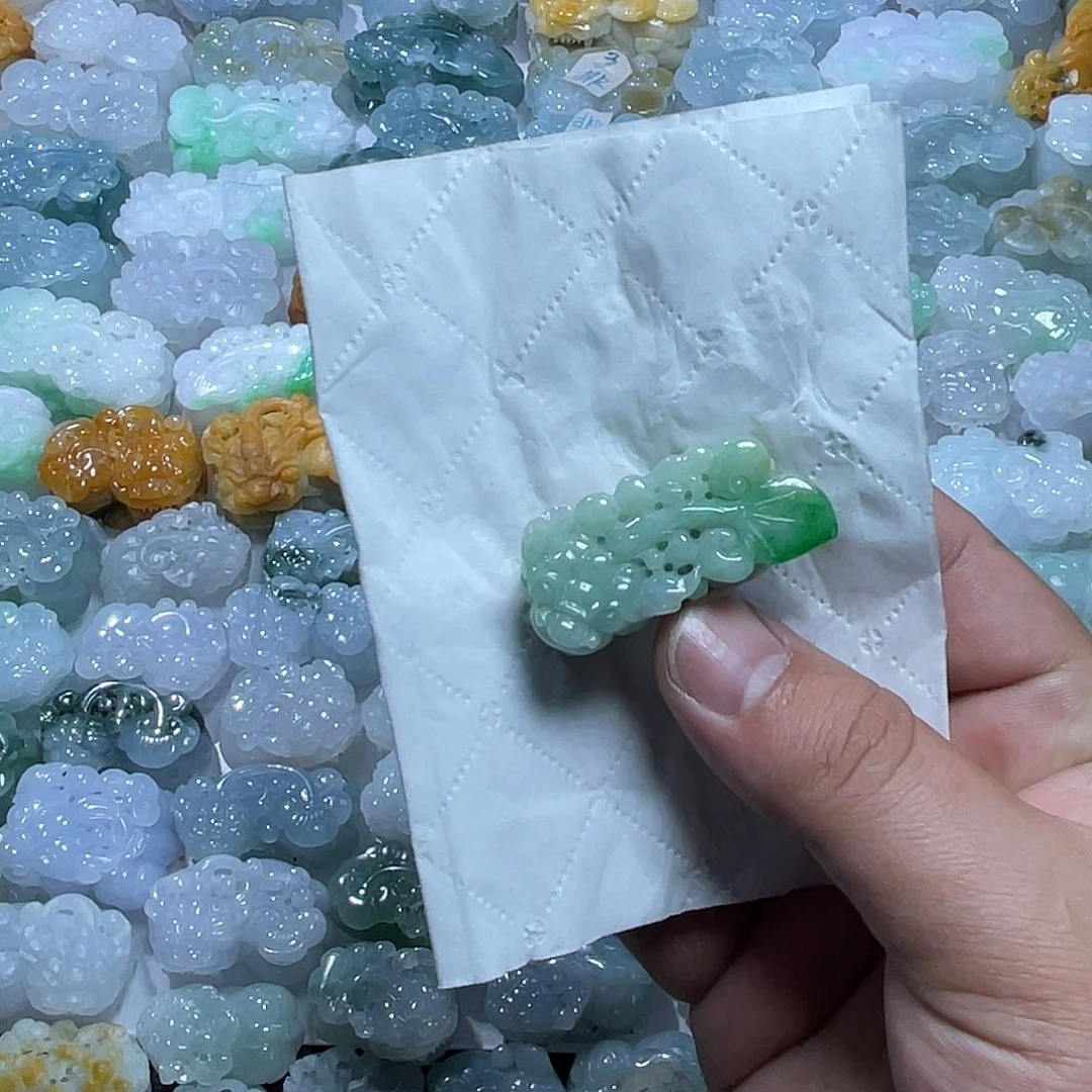 定制翡翠未镶嵌天然