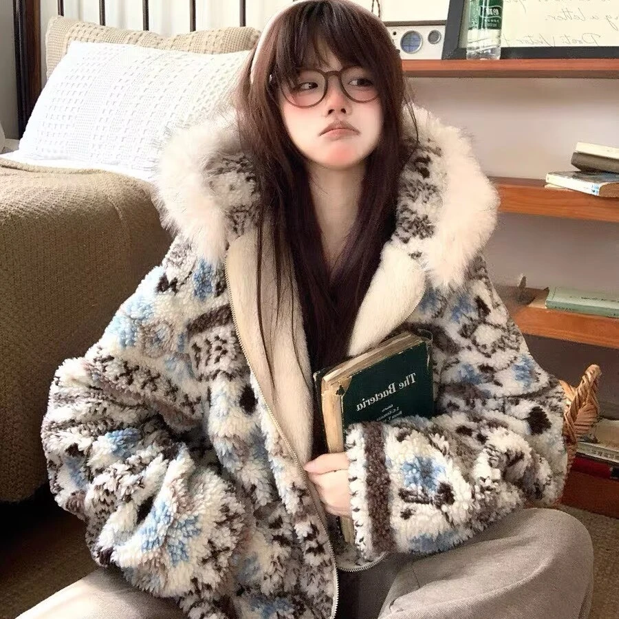 费尔岛羊羔绒加绒外套女宽松2025年新款冬季保暖棉衣