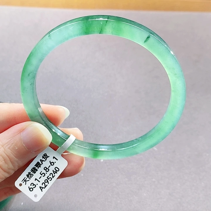 【闪购商品】未镶嵌手镯翡翠