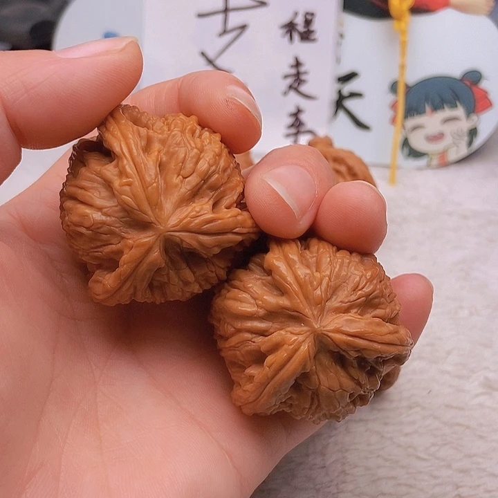 吊坠文玩核桃图***.三棱