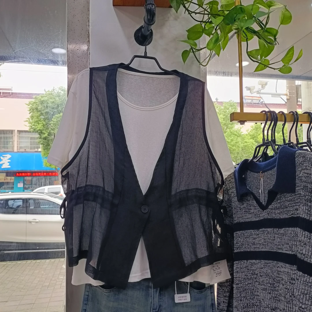 2025女士春夏轻薄时髦短袖小西装外套搭T恤两件套