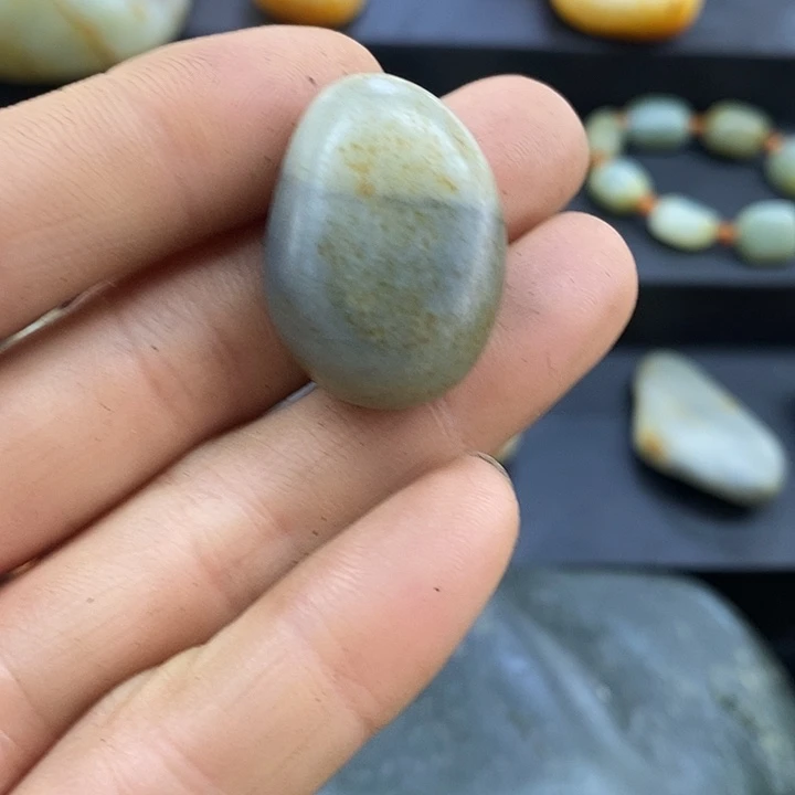 和田玉（糖玉）未镶嵌挂件