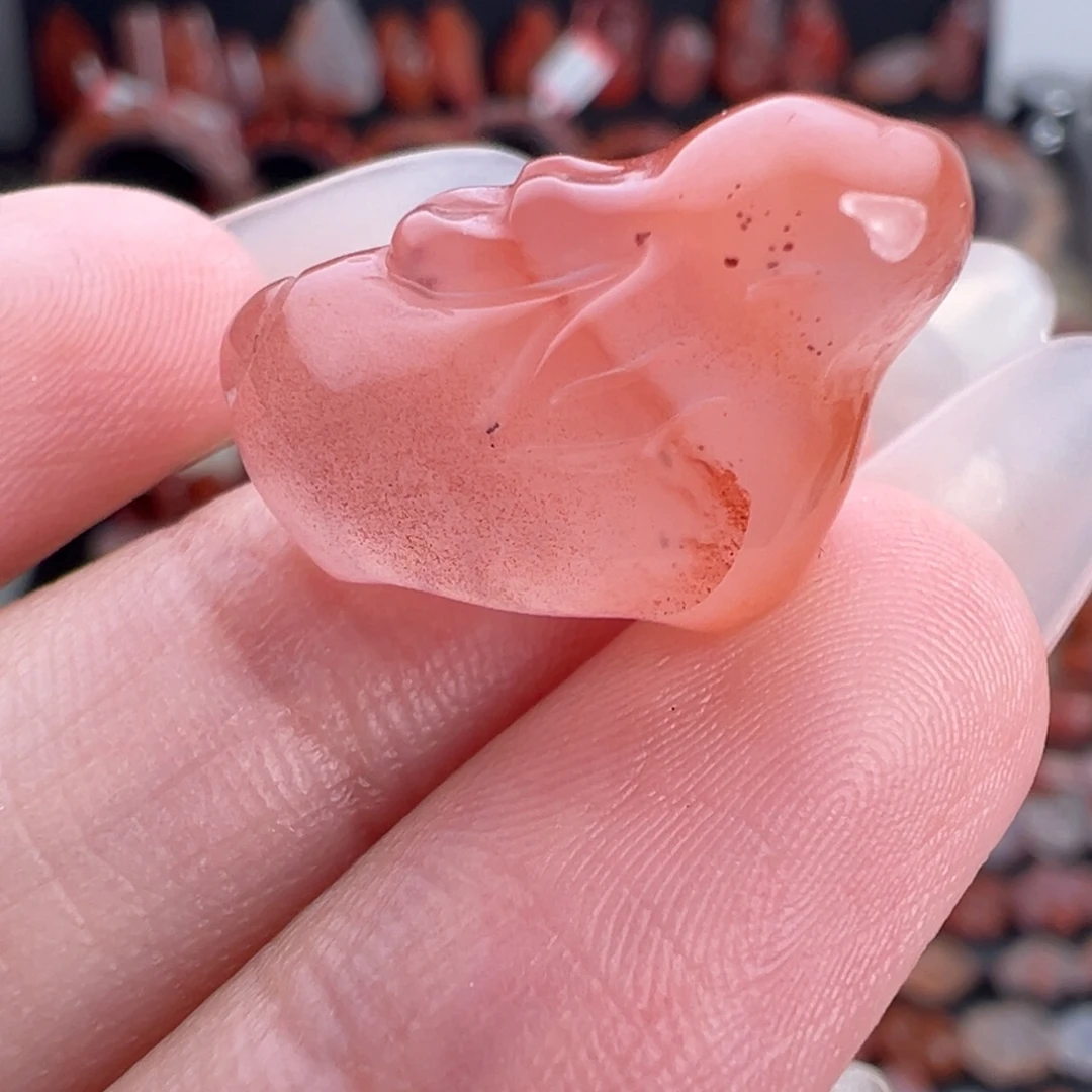 南红玛瑙未镶嵌颈饰小鹿