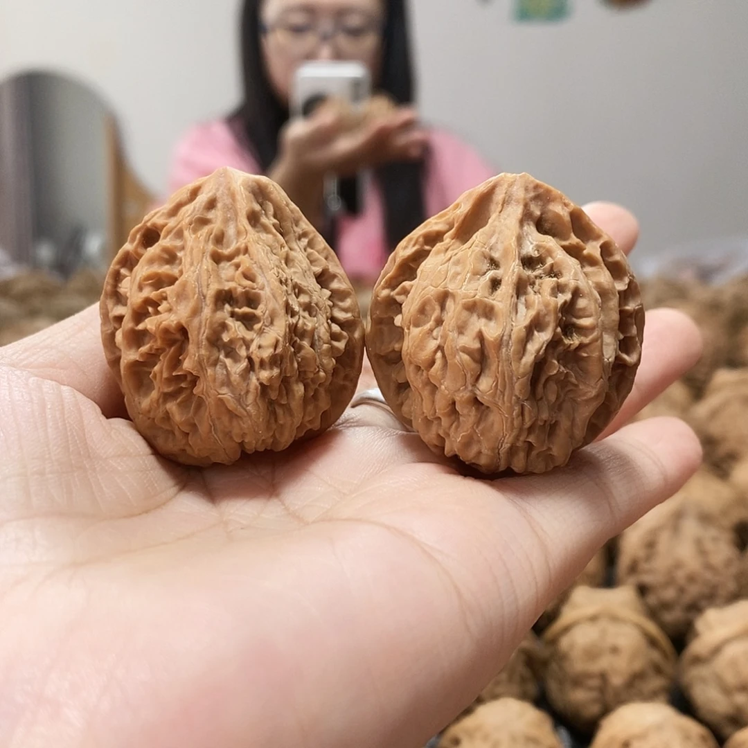 文玩核桃吊坠坐佛36+有黄