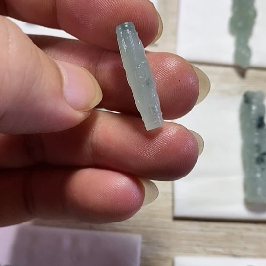 未镶嵌定制翡翠牌子