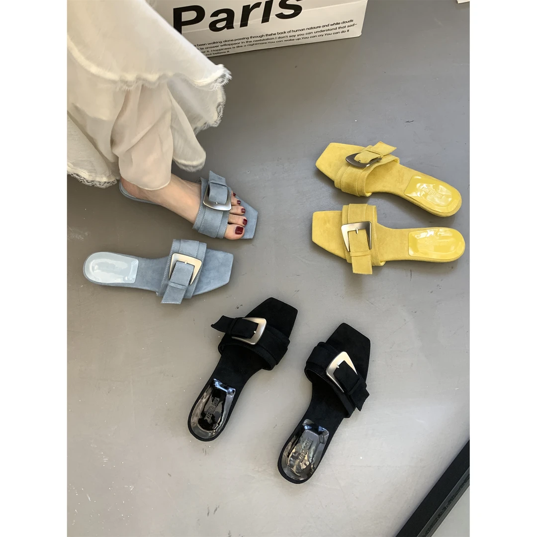 XDS-C28-3复古绒面皮带扣一字拖外穿夏2025新款法式方头凉拖鞋女