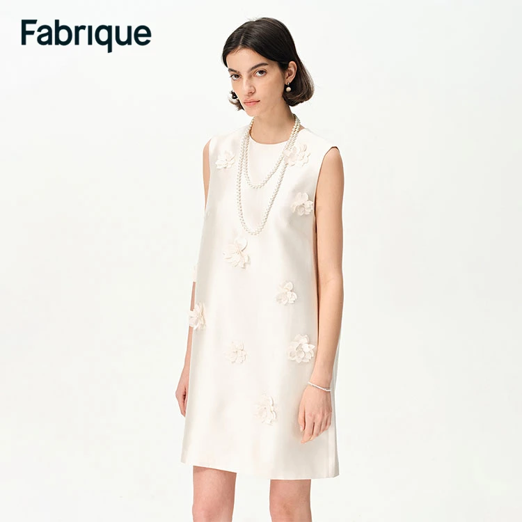 【达人专享】Fabrique白玉山茶桑蚕丝绵羊毛珠饰花朵无袖白色连衣裙