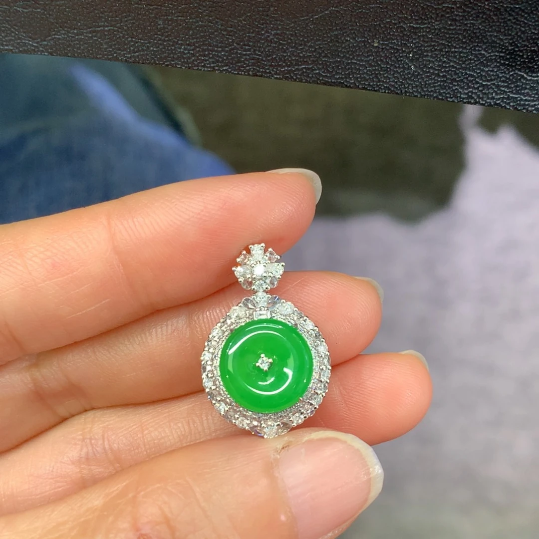 翡翠18K金镶嵌吊坠(不含链)