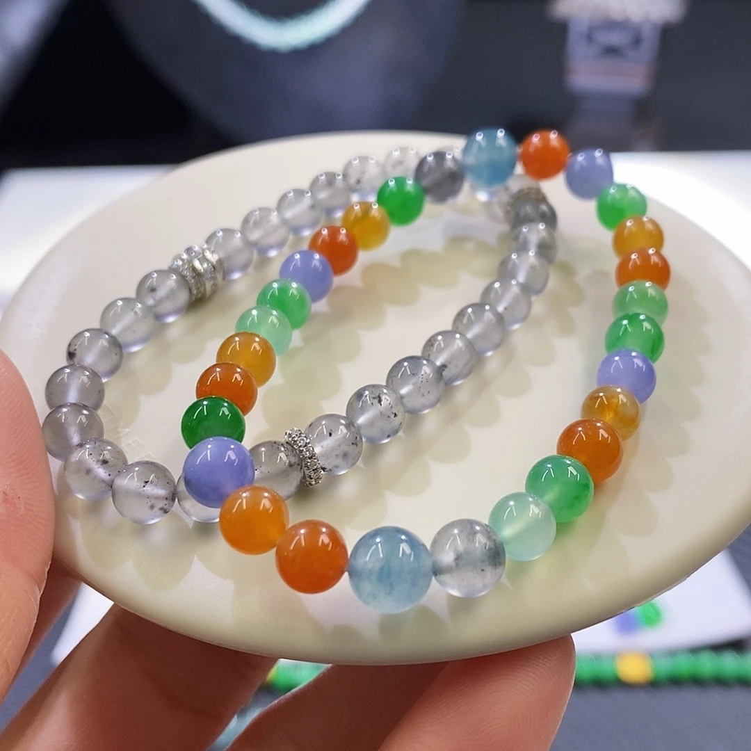 未镶嵌挂件翡翠多样发其一