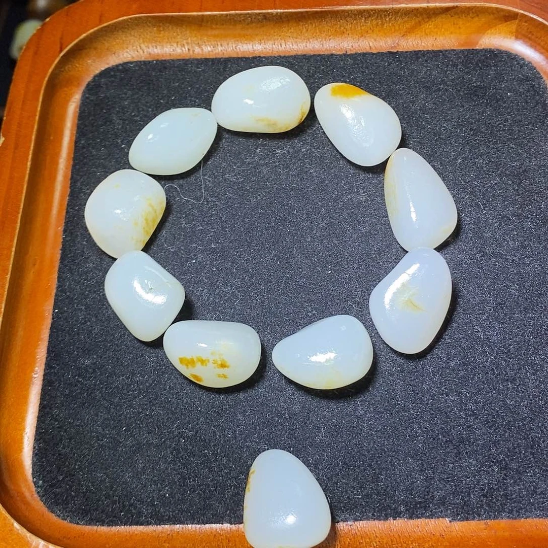 和田玉未镶嵌手链