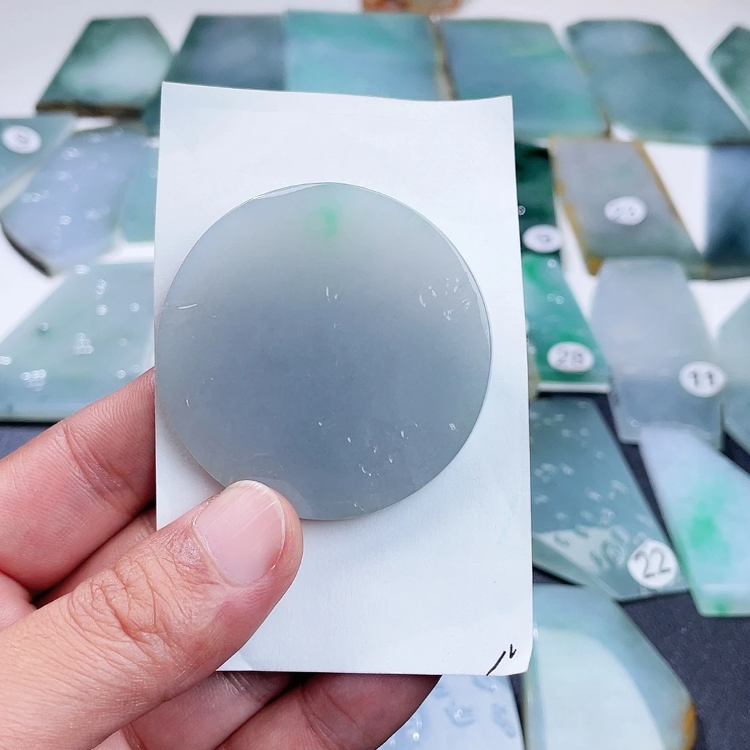 譚***）定制翡翠未镶嵌翡翠挂件