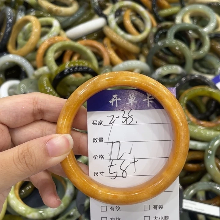 未镶嵌蛇纹石玉手镯