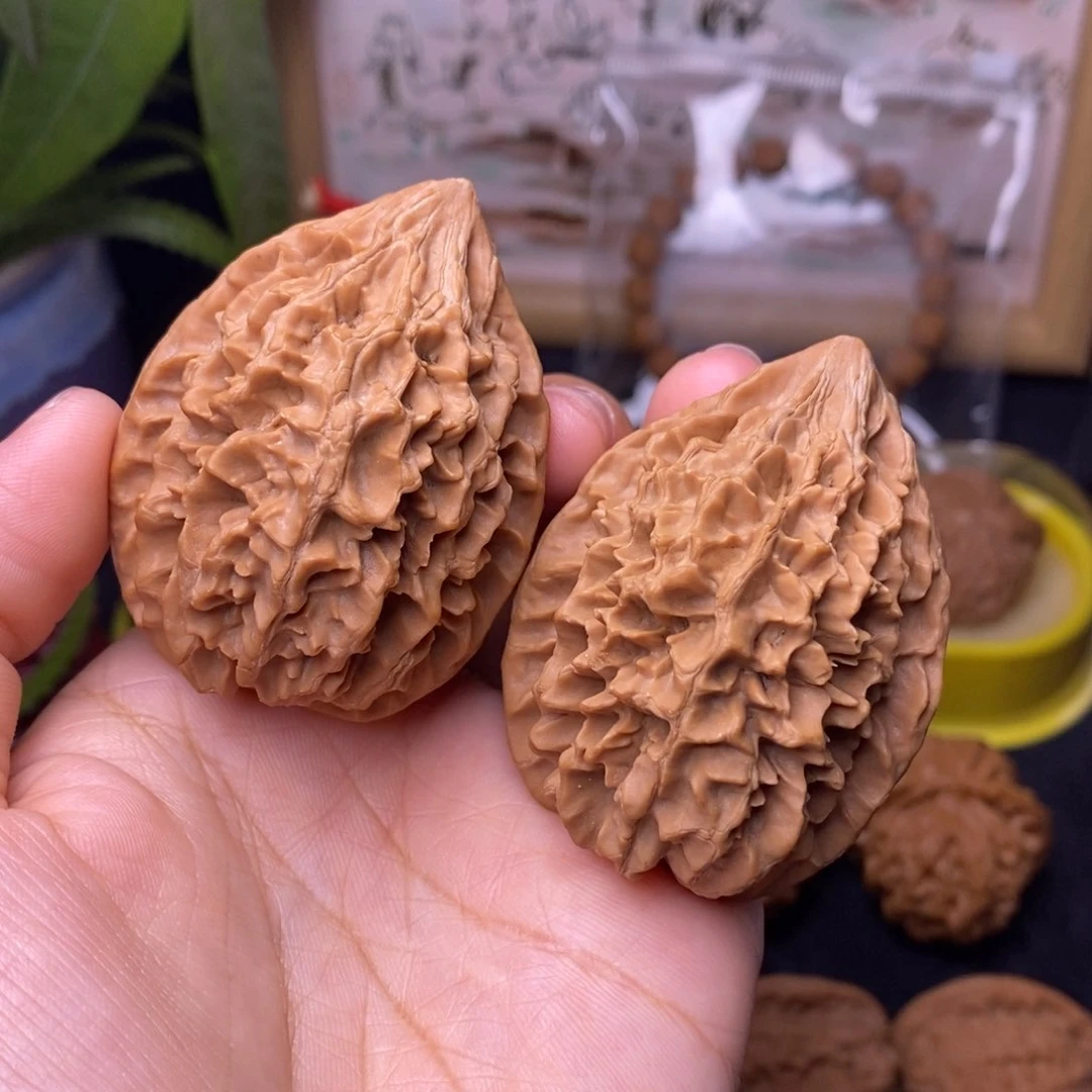 文玩核桃把件41.5招财鼠