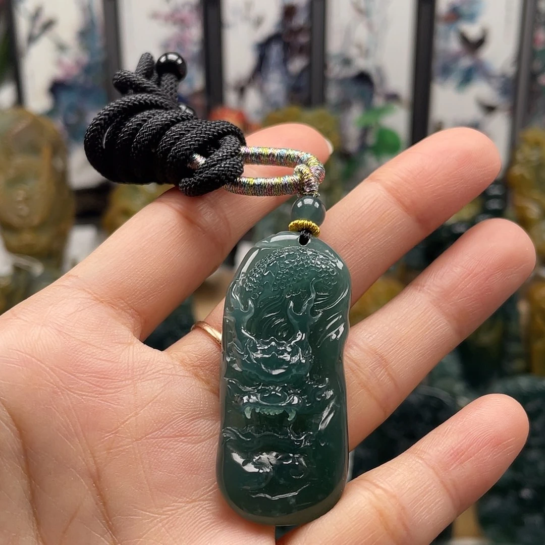 颈饰未镶嵌翡翠天然翡翠a货龙