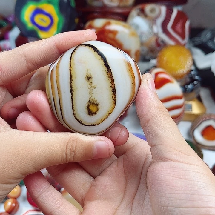 玛瑙/玉髓未镶嵌耳饰