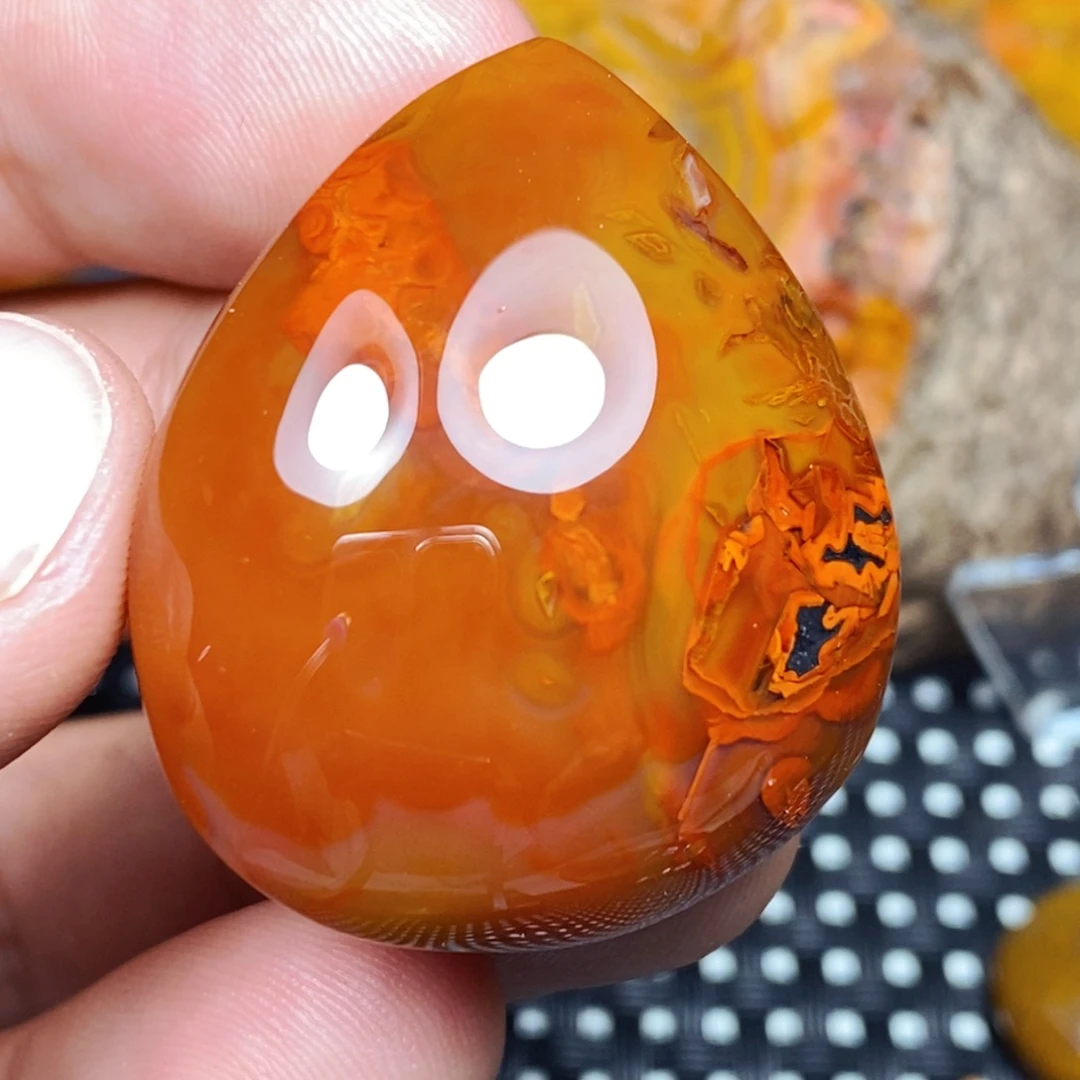 未镶嵌颈饰玛瑙/玉髓静****记