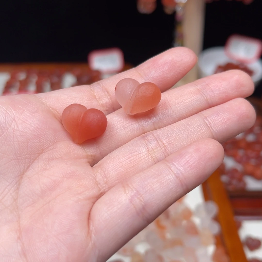 莫***彦吊坠(不含链)未镶嵌南红玛瑙