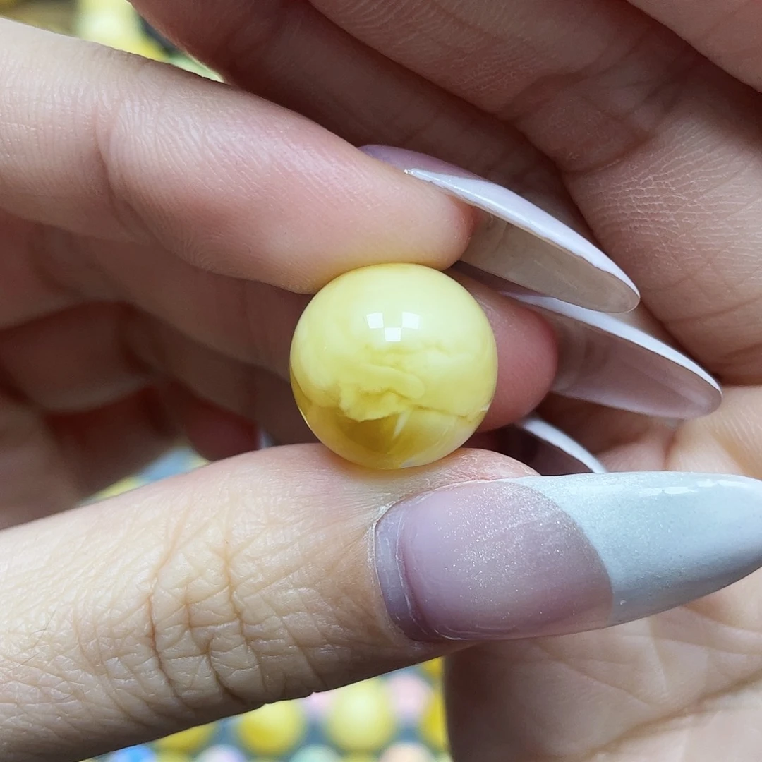 琥珀珠宝奇石未镶嵌15.2mm微瑕