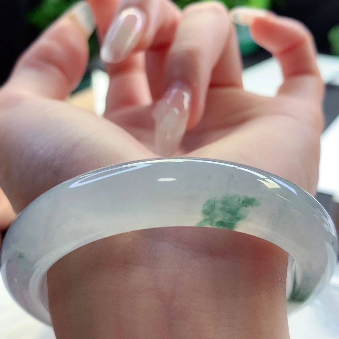翡翠手镯未镶嵌天然翡翠54-55冰底生花 冒光发亮