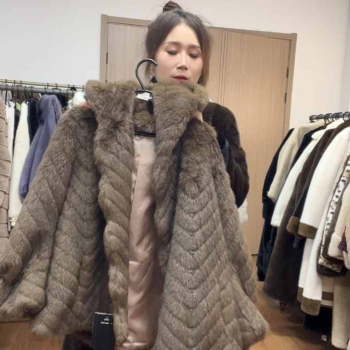皮毛一体外套女中长款
